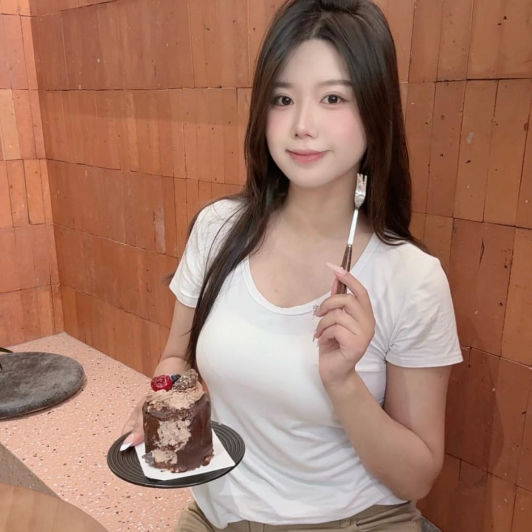 嗷呜酱_