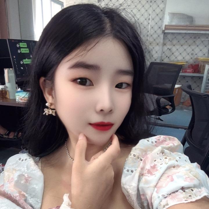 小仙女🧚‍♀️