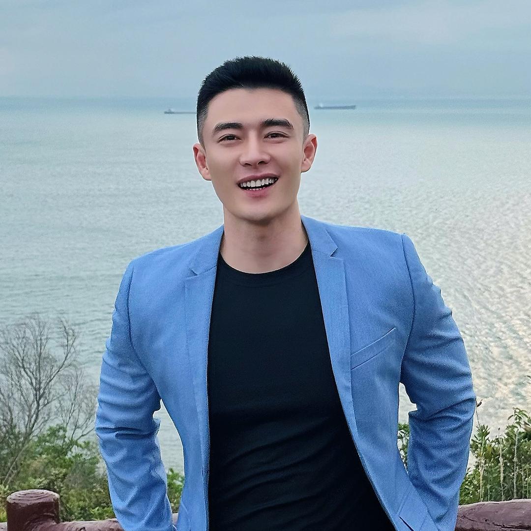 北大刘思宇
