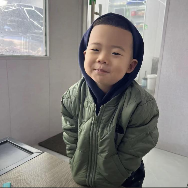 就叫王殿冰