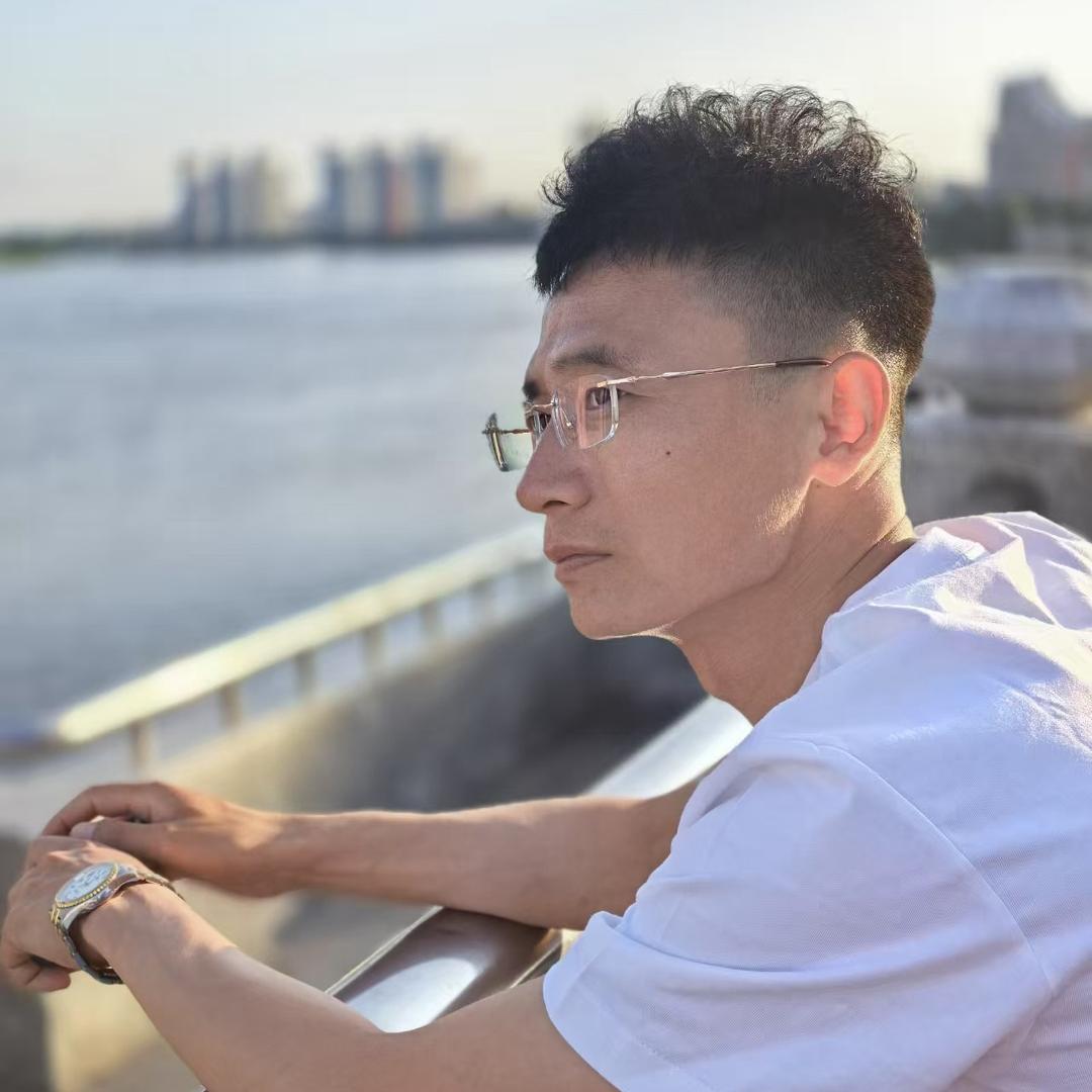 @张雷