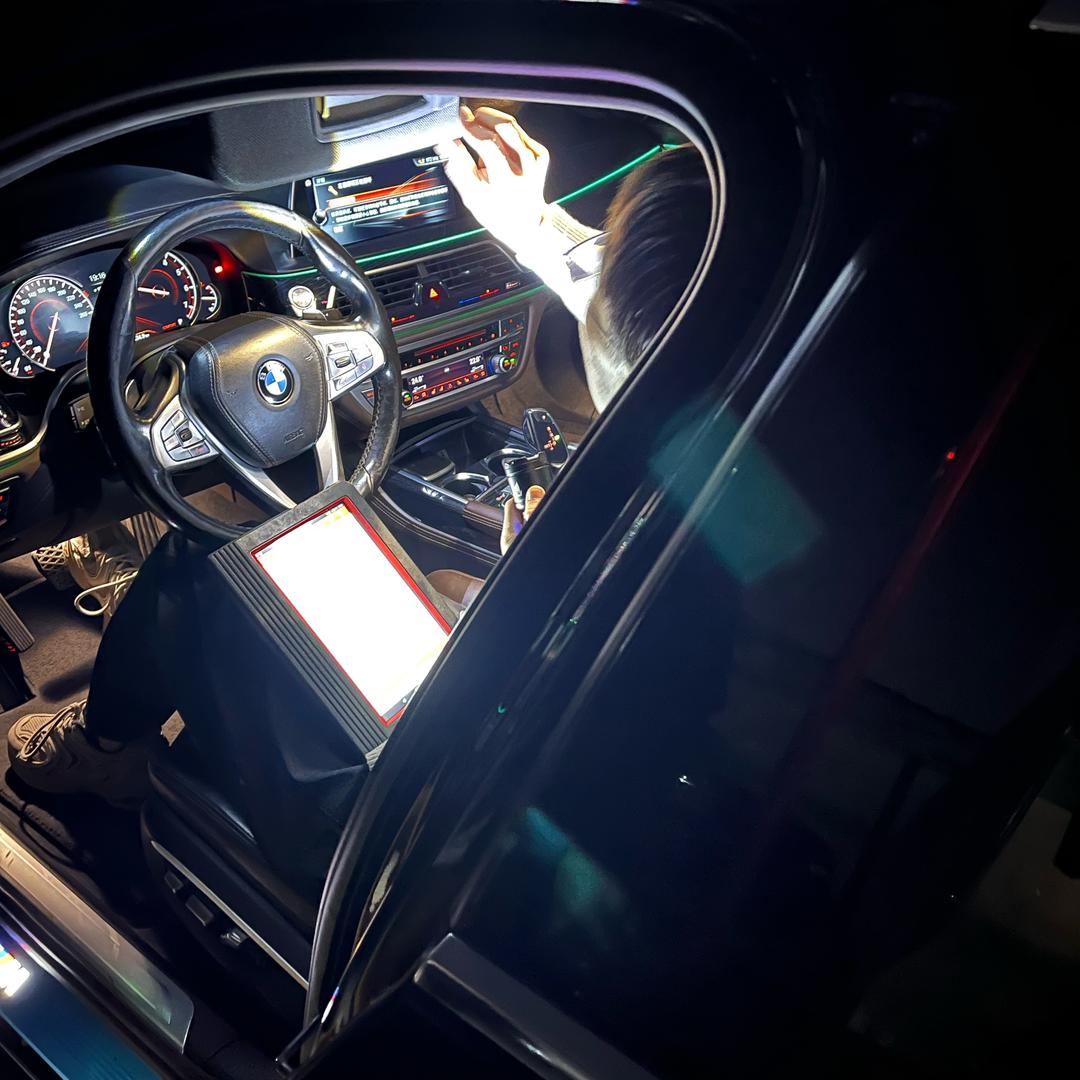 雷哥～二手车检测