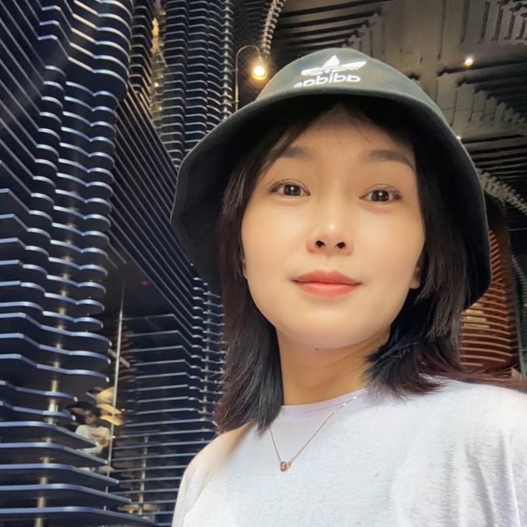 朵妈大牌鞋仓