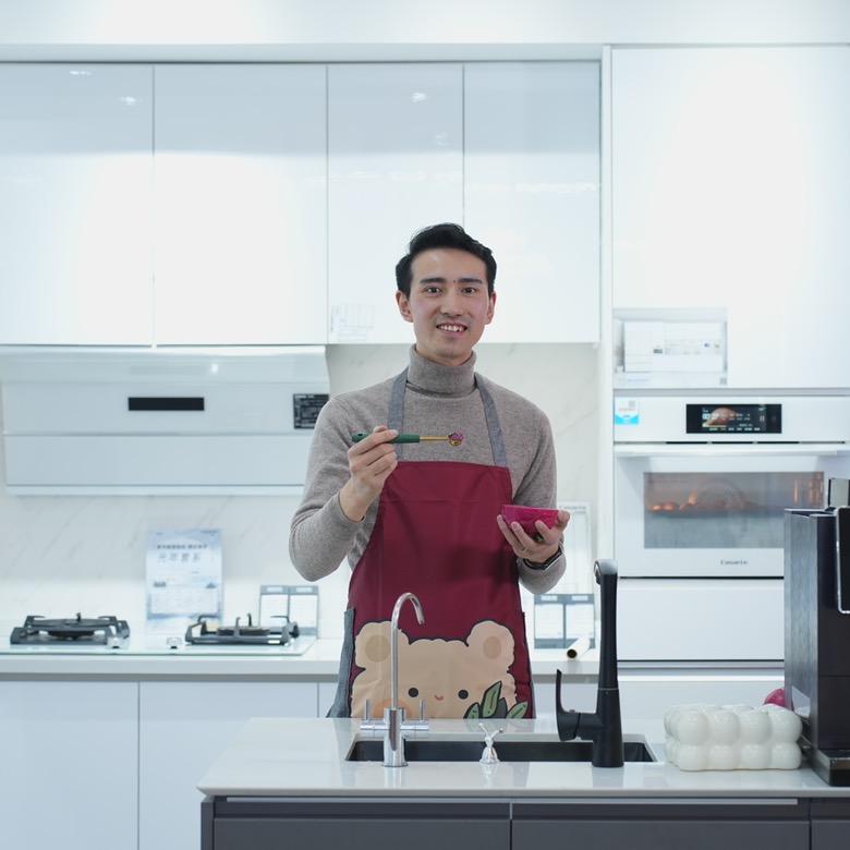 重庆厨卫翻新-叶锅（骨折恢复中）