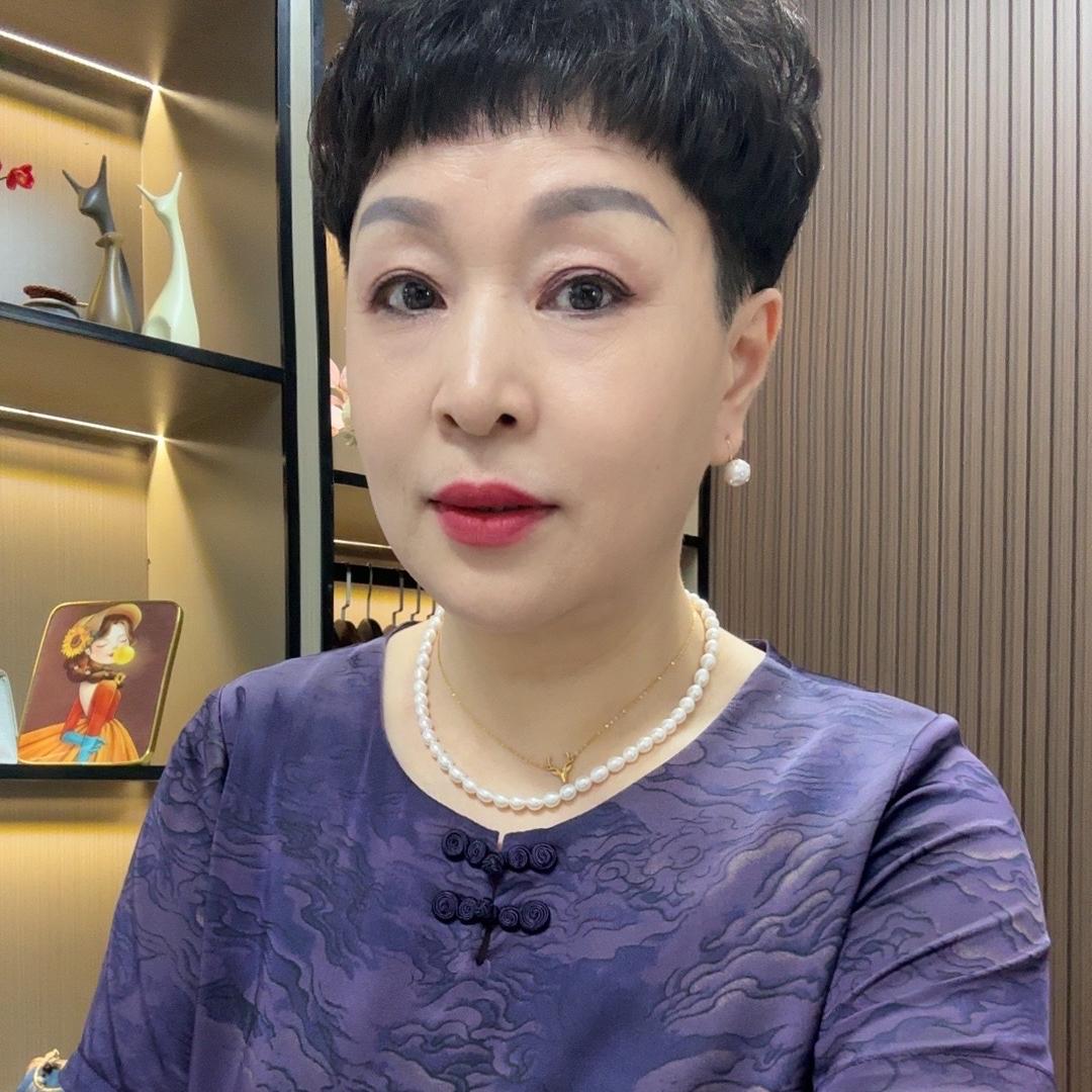 秀姐中老年女装