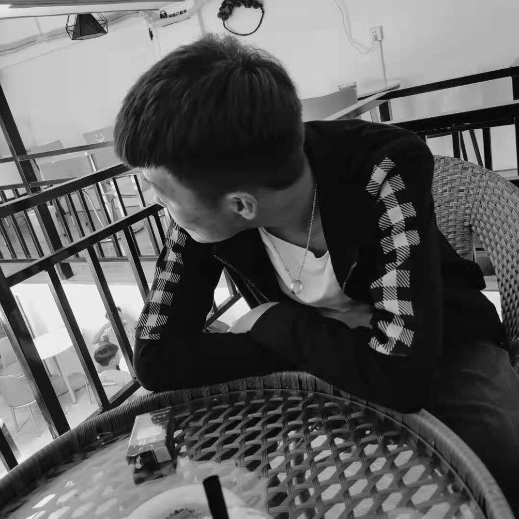 男孩