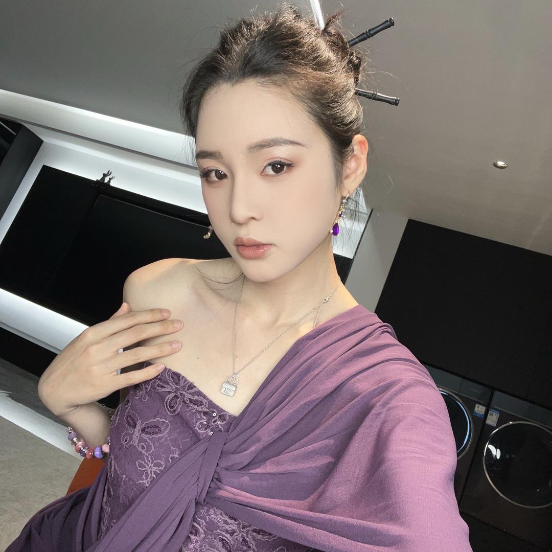 特工林林七（锅烧姐）