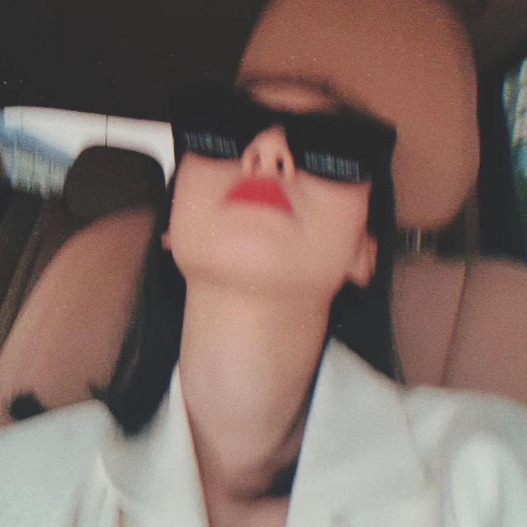 一个雯