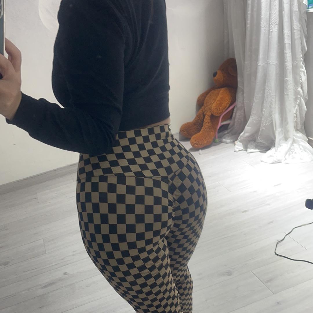 春红那