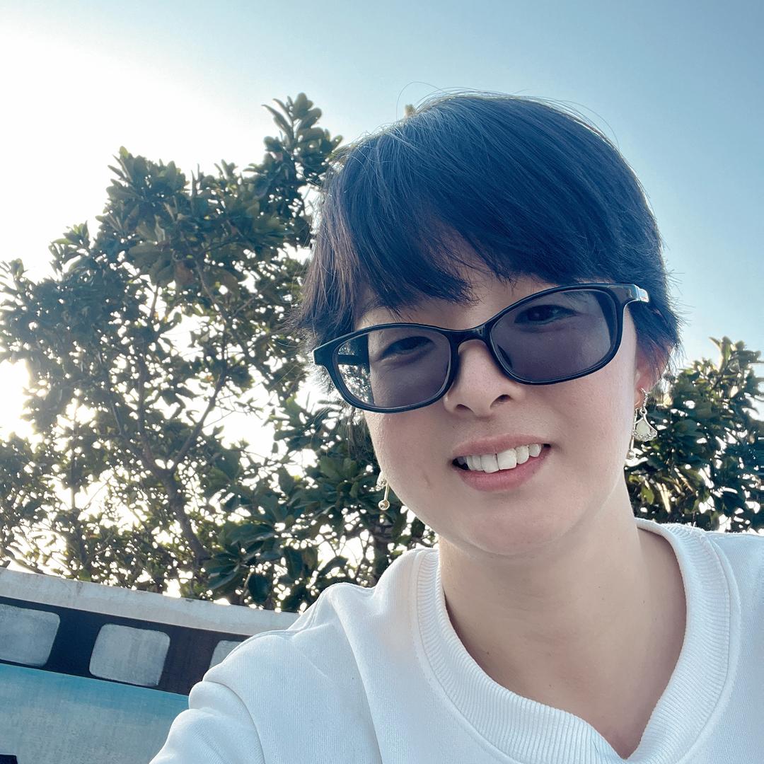 睿德小何姐姐