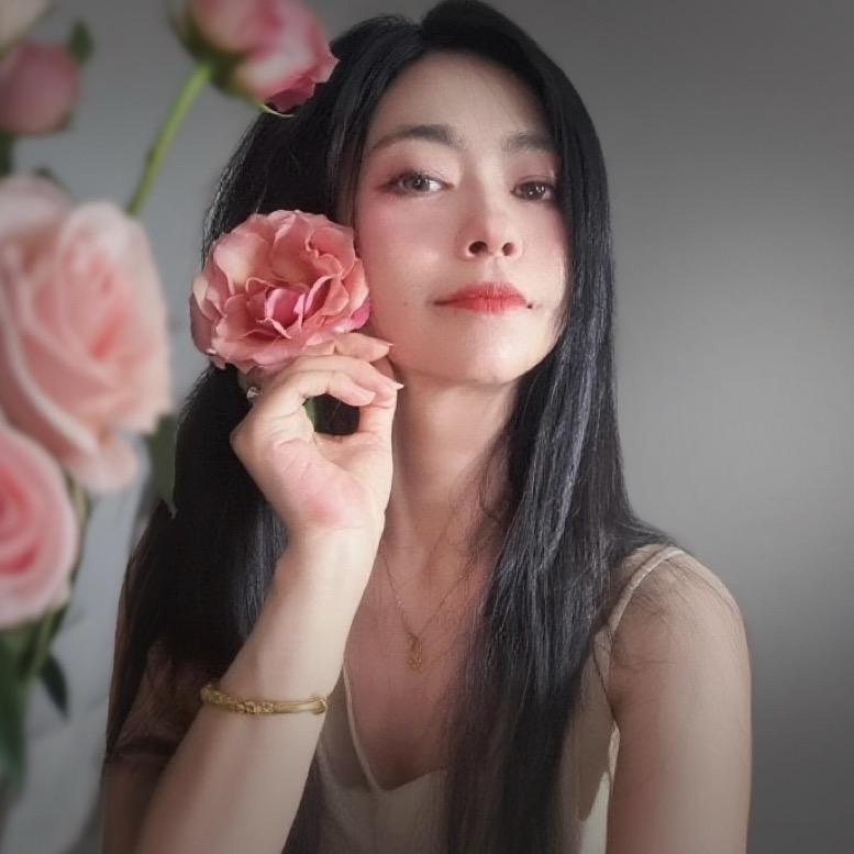哼着歌的草莓酱🍓