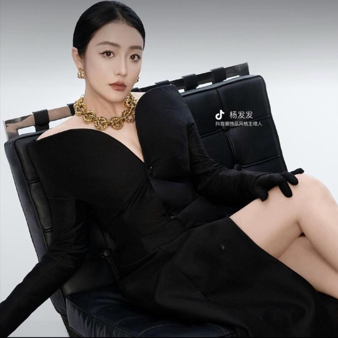 杨发发🦁（精选穿搭）