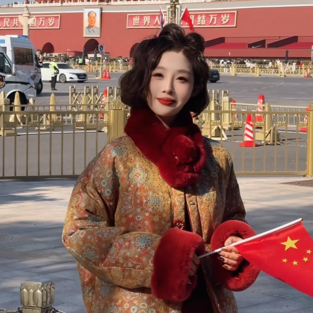 yolo宥娄 私服穿搭