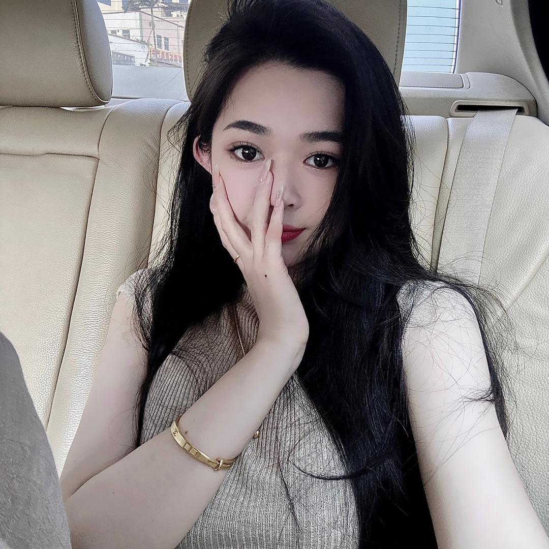黄黄服饰