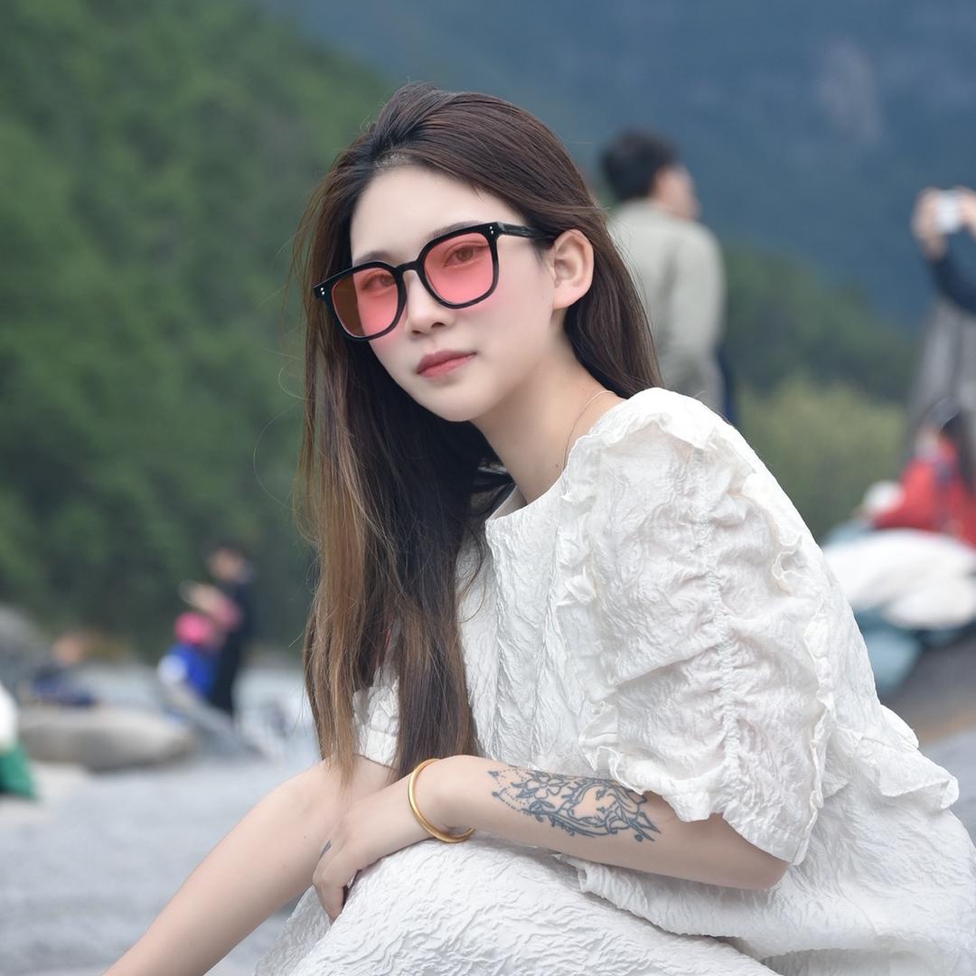 小高早点睡.
