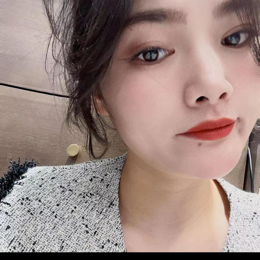 @蜜桃女装批发