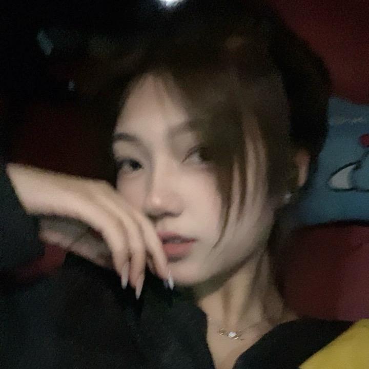 小小美.
