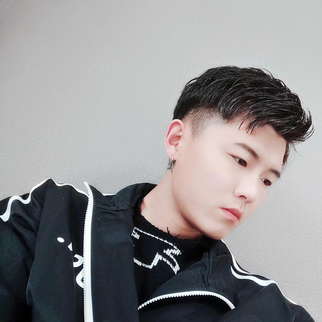 焦作染发找李超