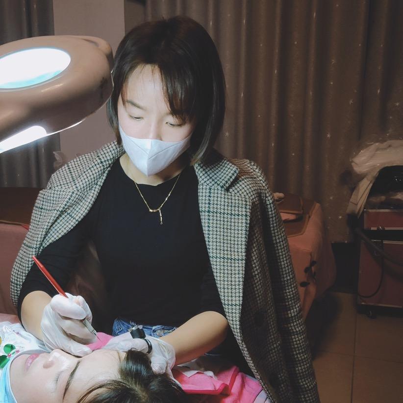 阳东眉型设计美珍