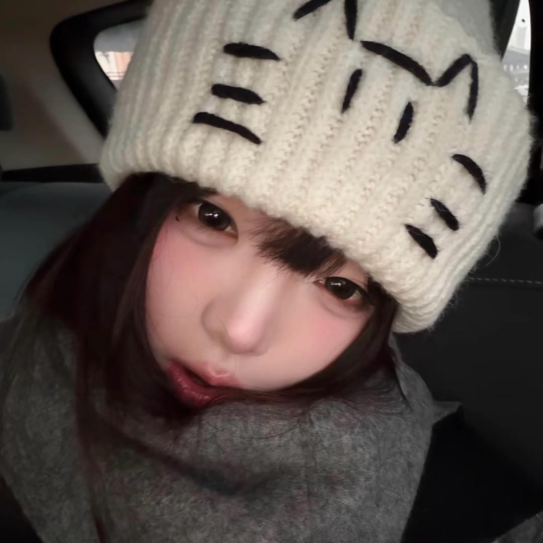 小u.