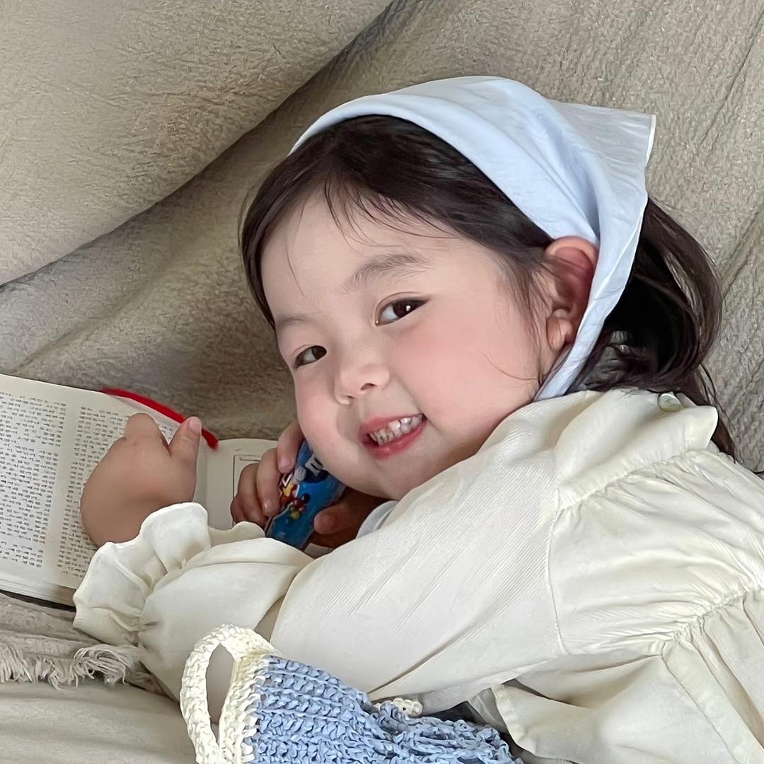 女生精品批发🛍️