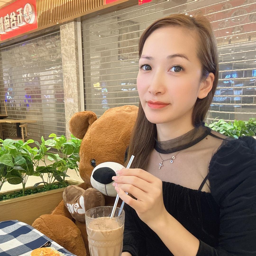 高妹超爱吃