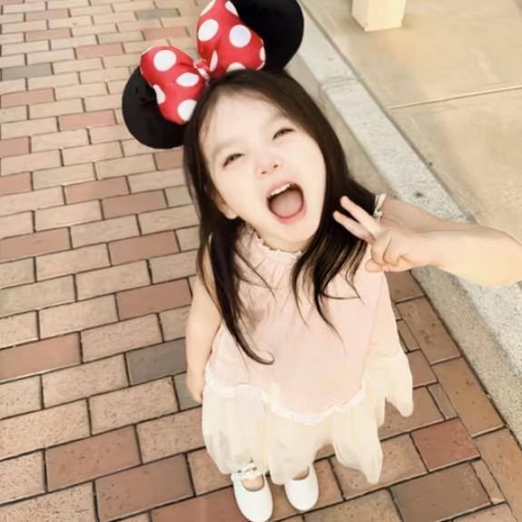 小美.