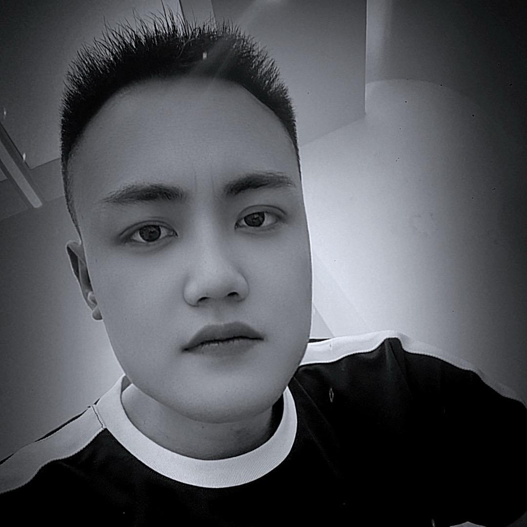 阿杰.
