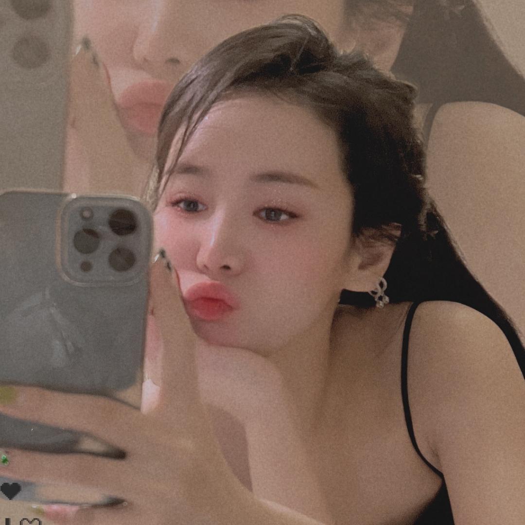 @是蝴蝶🦋吖