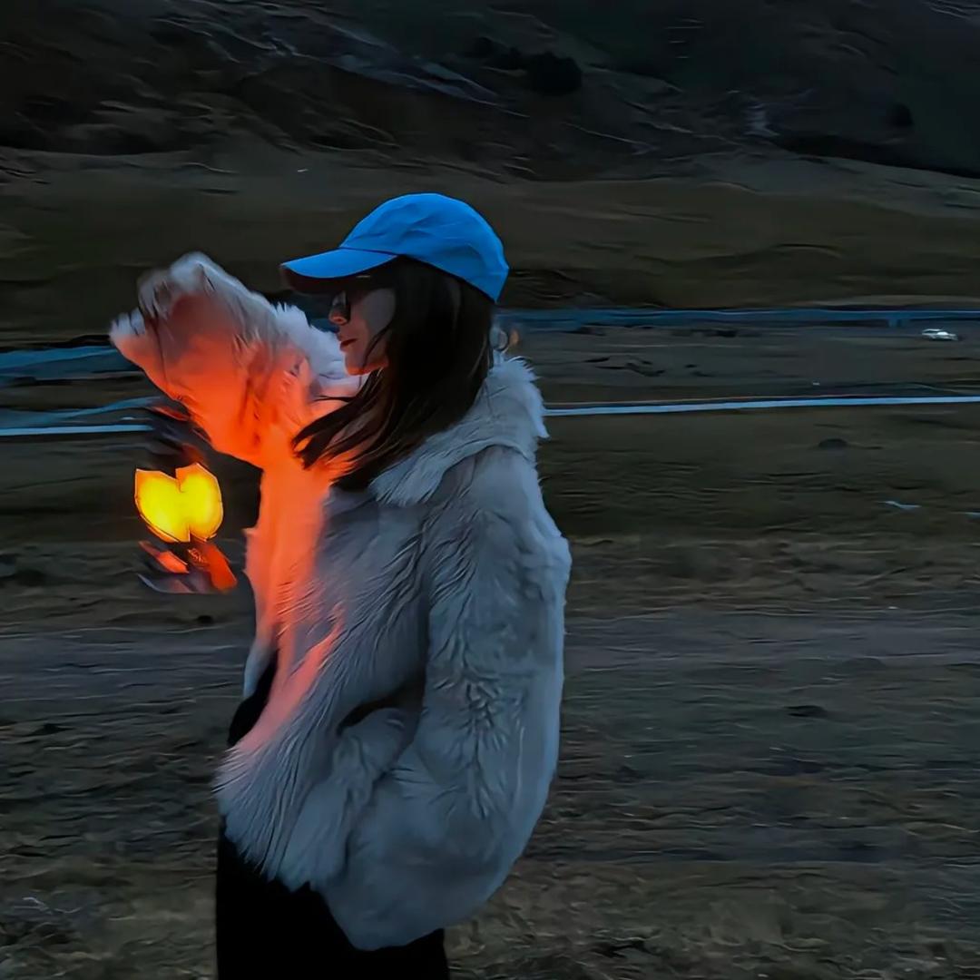 魏成年.