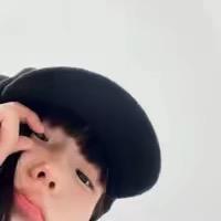 英幽幽