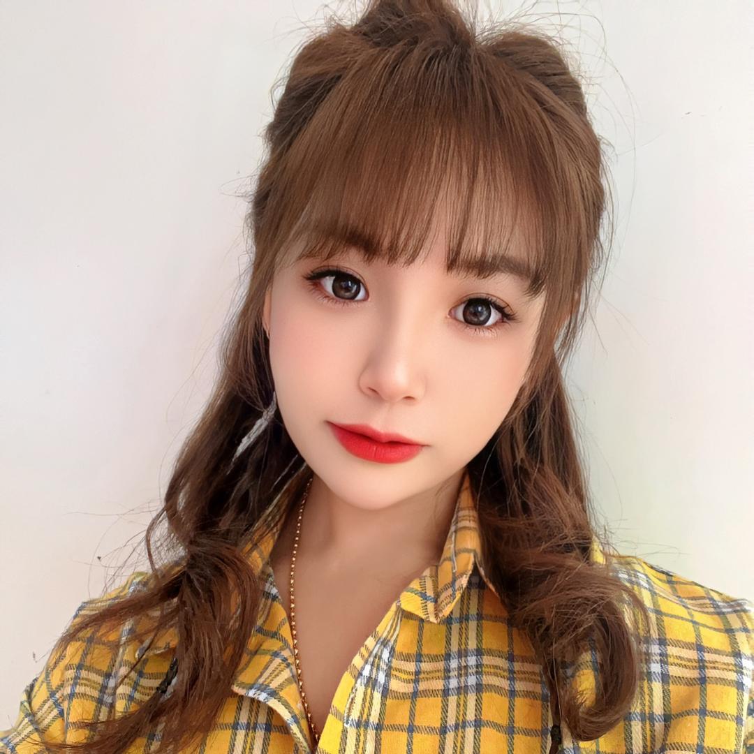 爱尚你婚纱化妆～凤凤