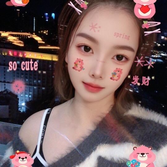 李小姐……