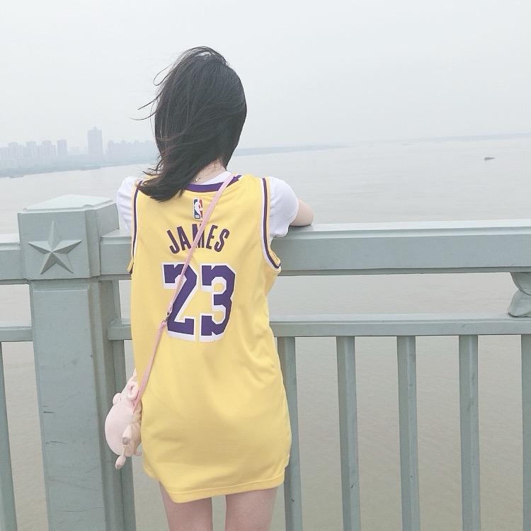 小李喜欢LeBronJames🐷