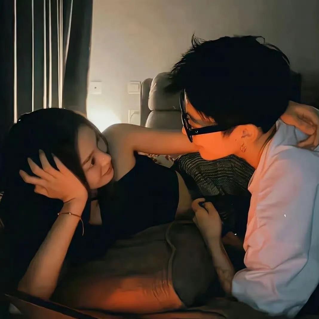 QiY.