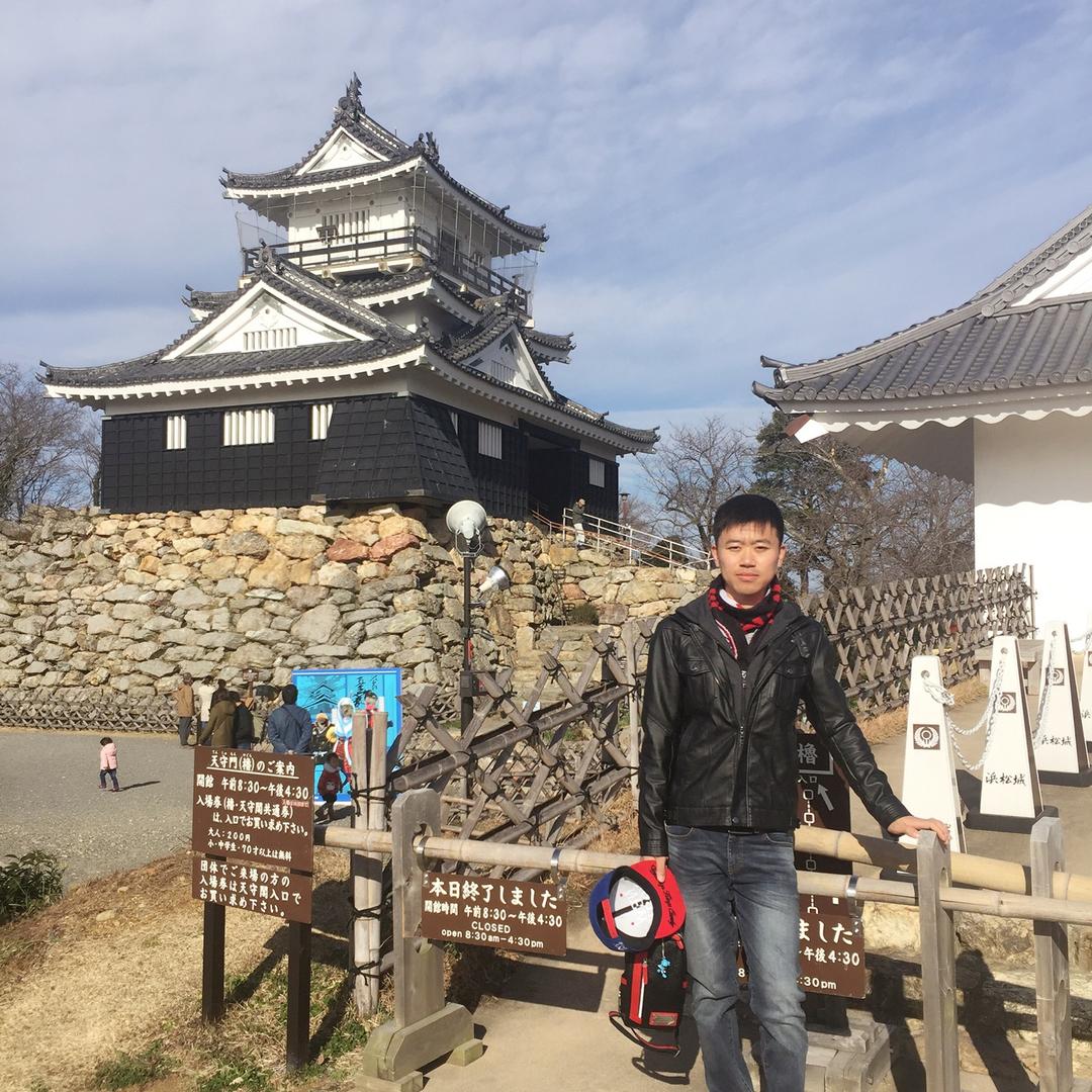 大连胡须出国咨询