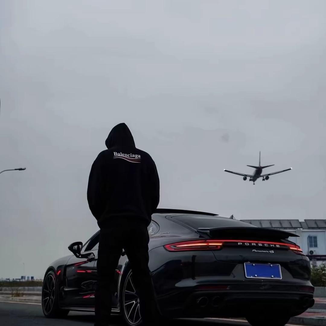 1v