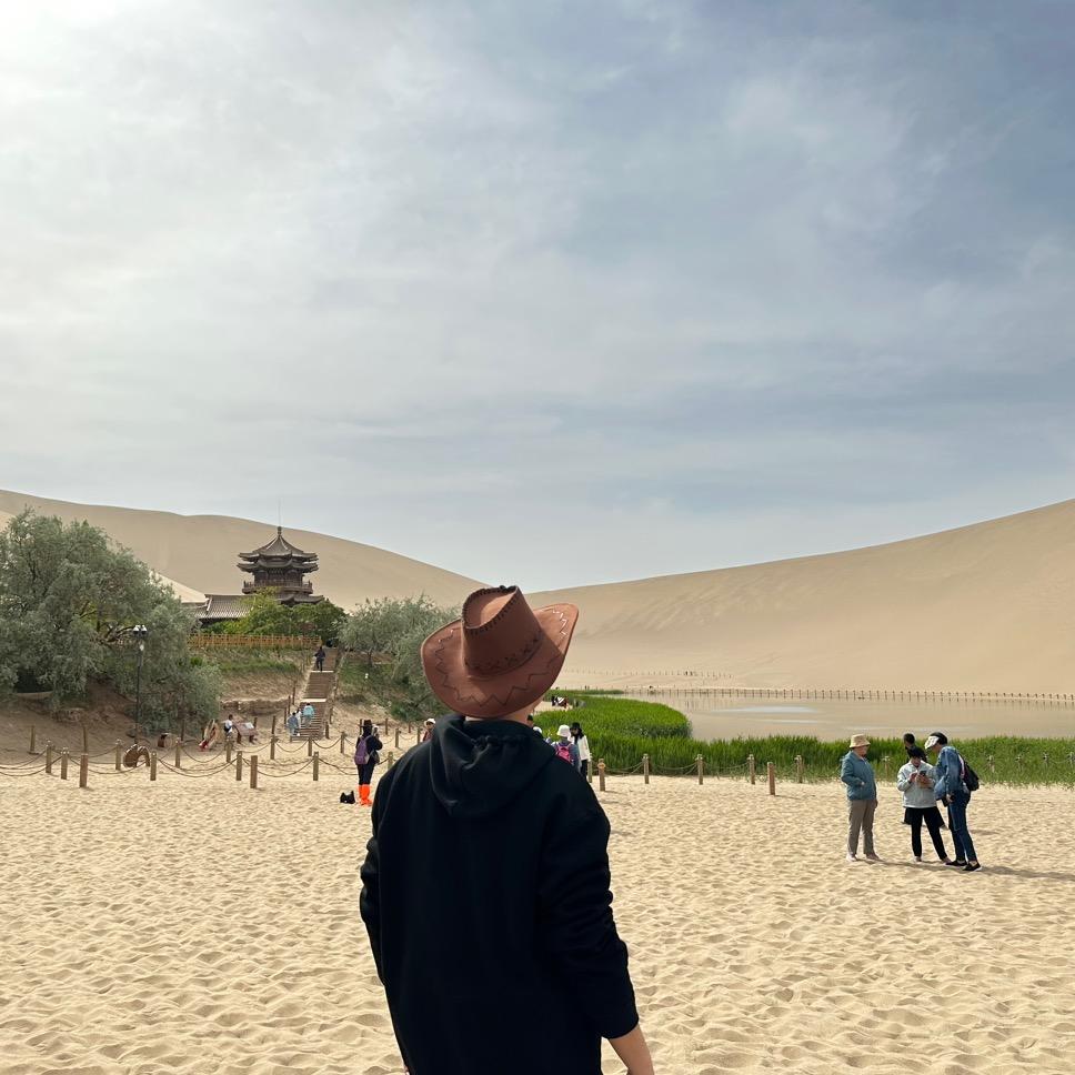 小向带你去旅行（要攻略丝我）