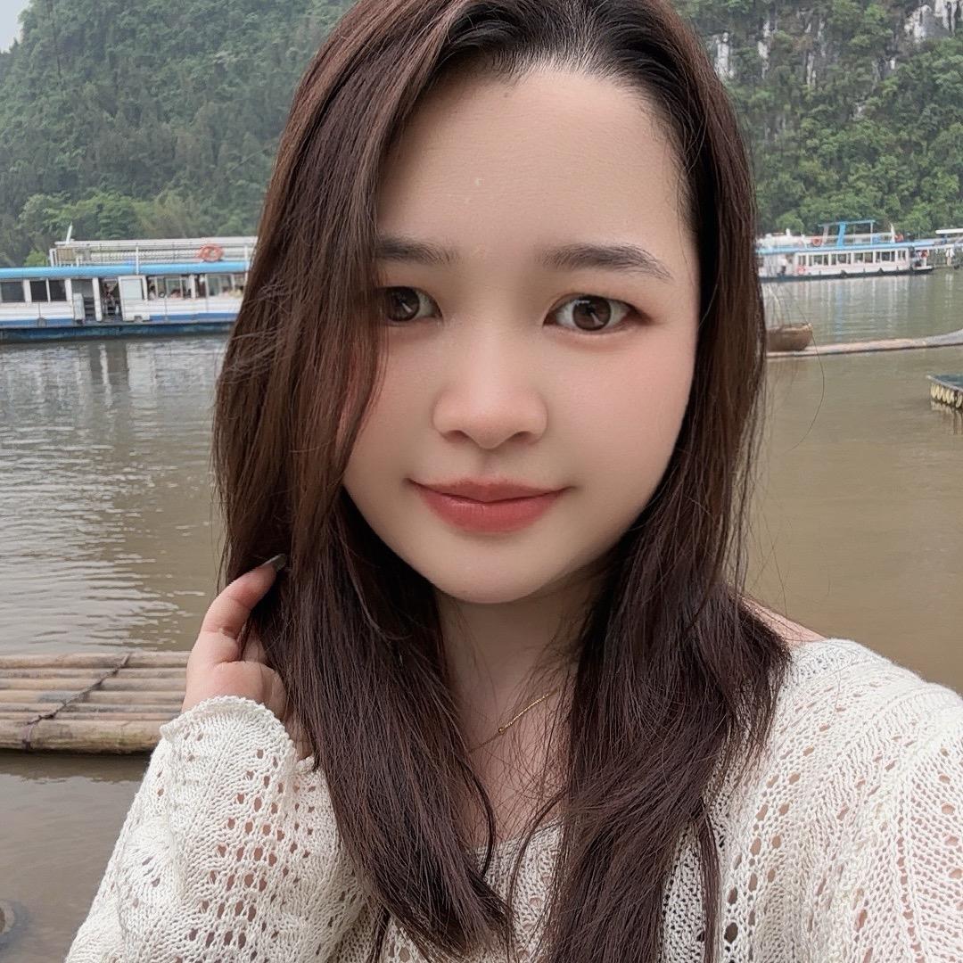 张亚笑