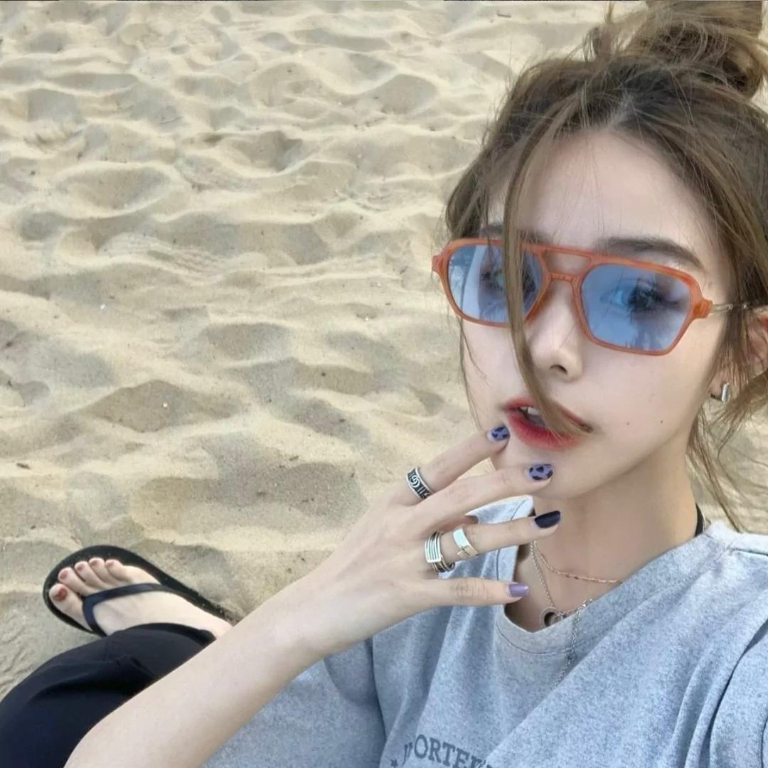 铁锤 妹 妹