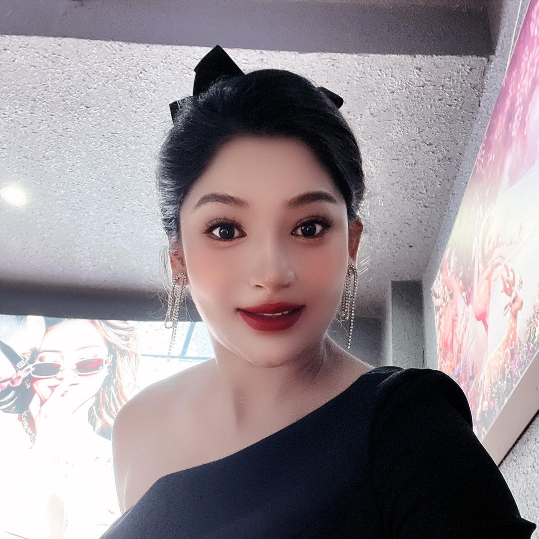 Z👩‍❤️‍👨A