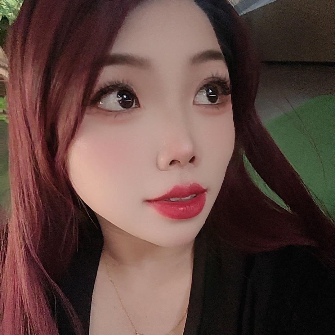 丽哥是个小姐姐