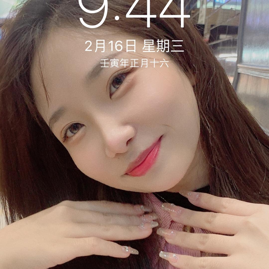 夏彩衣