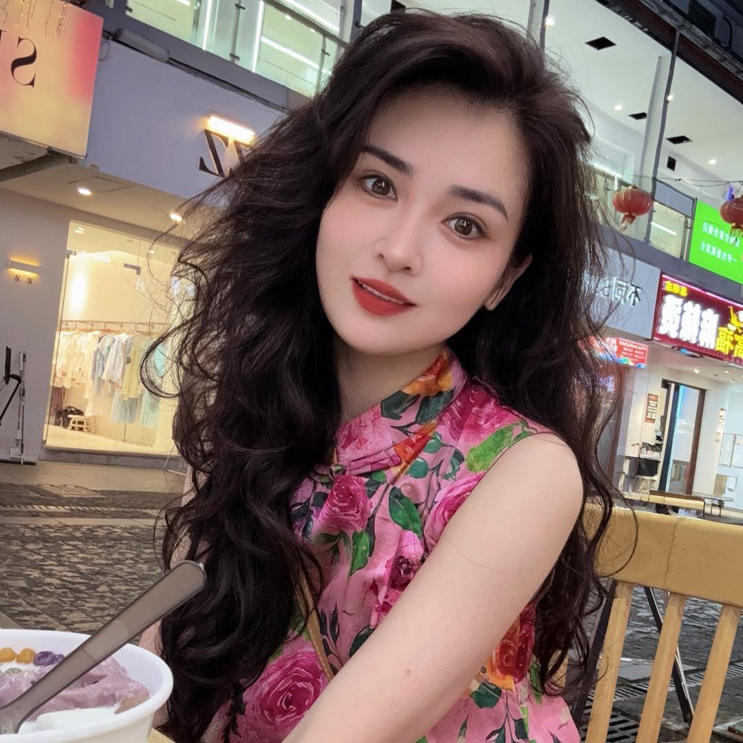 ᵕ̈♡ 小周周🍓ꪔ̤̫