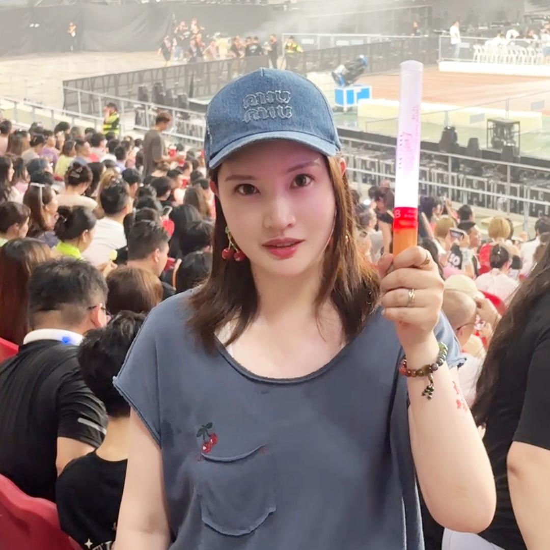 在嘉兴开二奢店的小V
