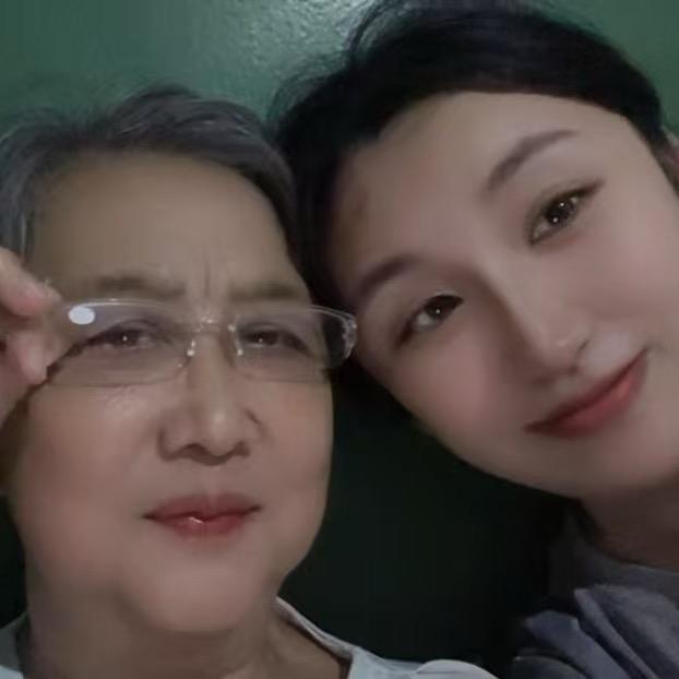 蕾蕾♥️头像