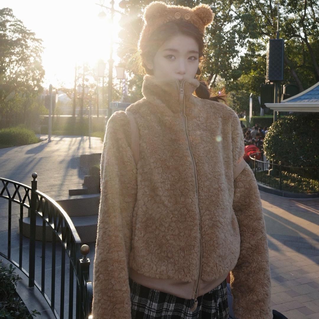 尹千金精致穿搭