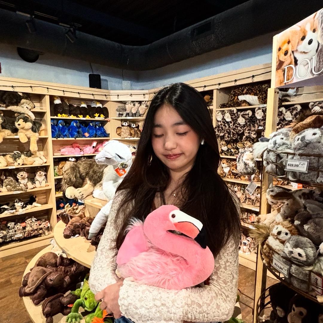 Zoey_杉