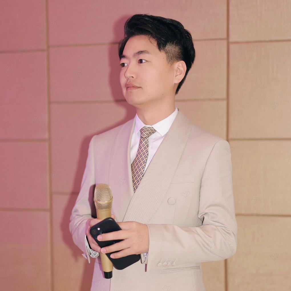 婚礼主持人马林