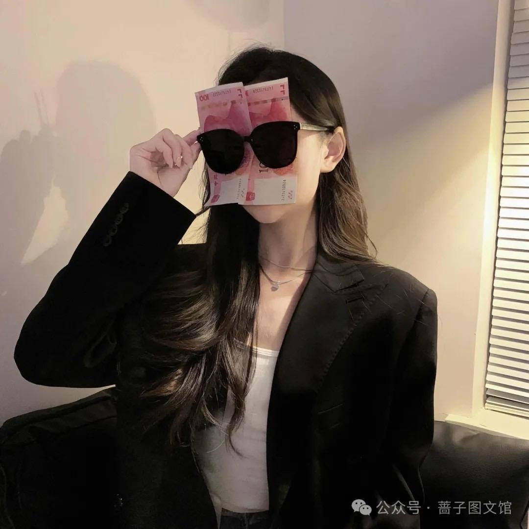 小李同学他ᐝ媳妇ᰔᩚ༠